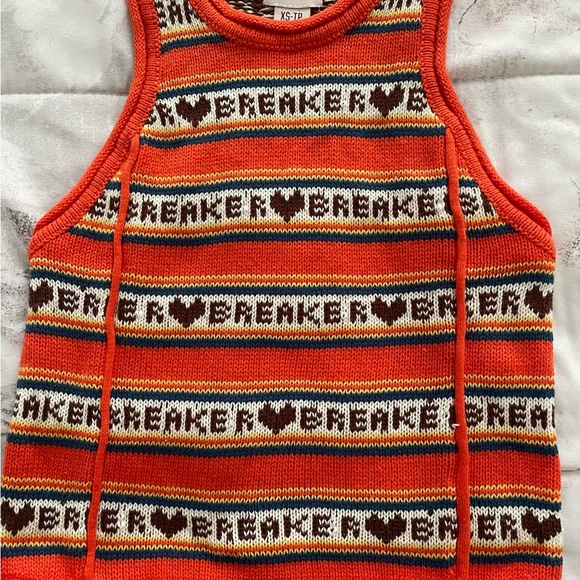 BDG Urban Outfitters Heart Breaker Orange brown knit cropped vest top, size XS - Picture 10 of 13